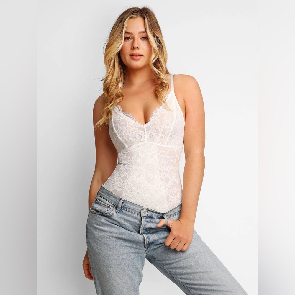 NWT Popilush Shapewear Firm Control Smoothing Full Lace Thong Bodysuit